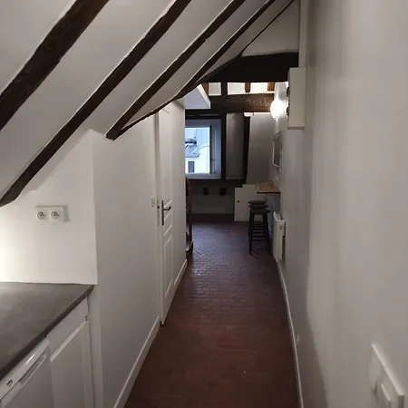 Alloggio in famiglia Very Beautiful Independant In An Historical District Of